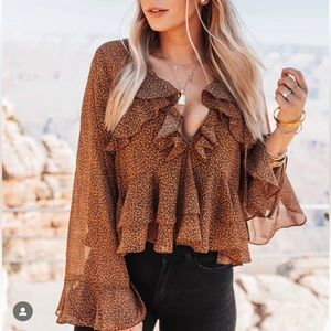 Buddy Love Veronica Kitty Cat top. Size Medium. BNWOT